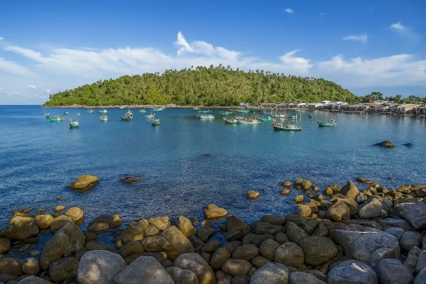 Bãi Thiên Tuế Hòn Sơn