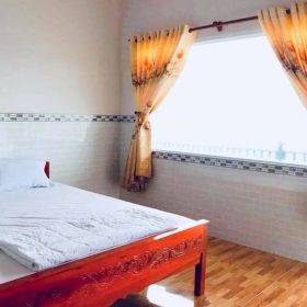 nhà nghỉ tám ca hòn sơn